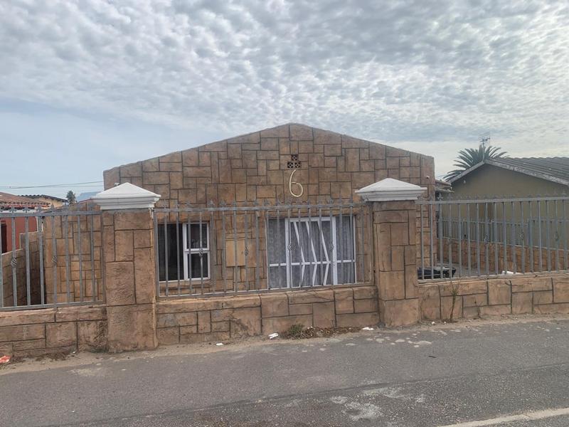 4 Bedroom Property for Sale in Ravensmead Western Cape
